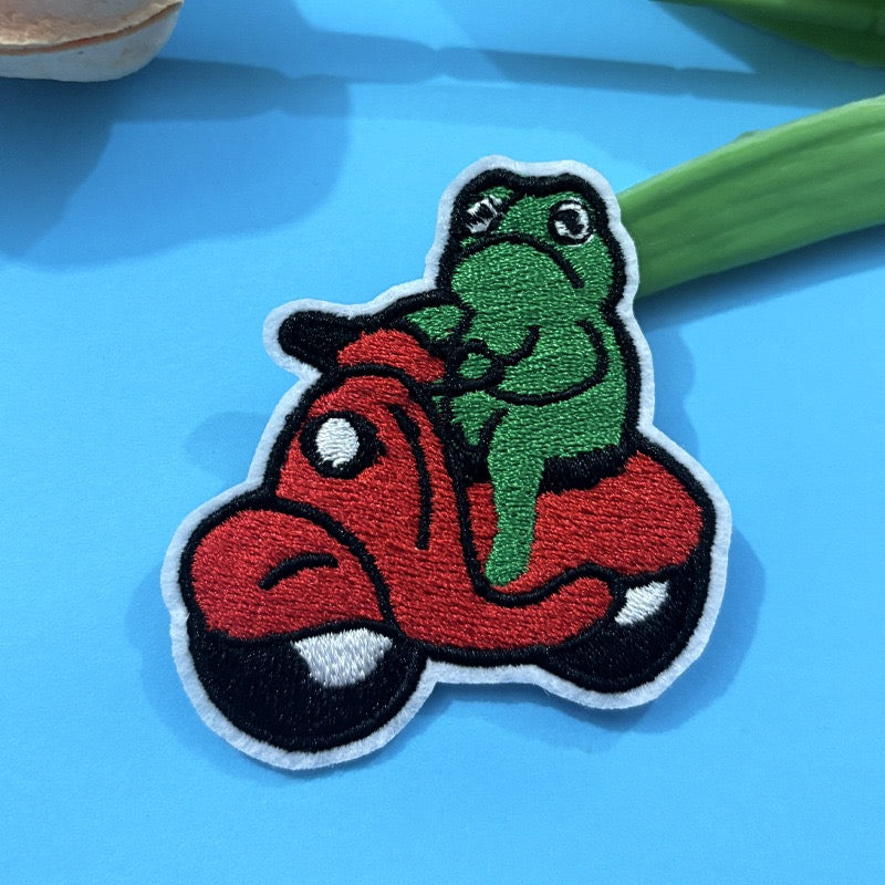 Green Animals Patches (Iron-On)
