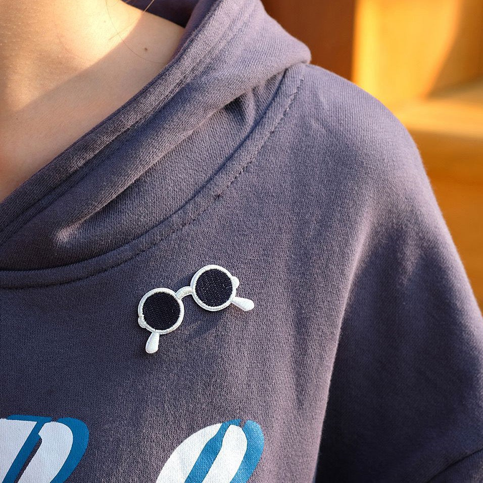 Embroidered Pins of Sunglasses、Windmill and Rabbit