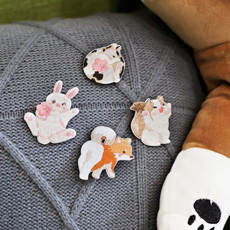 Embroidered Pins of Lovely Pets